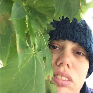 Meet your Posher, Joni